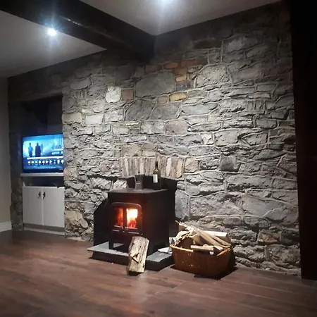 بيت للعطل Rustic Stone House - Club Ned *